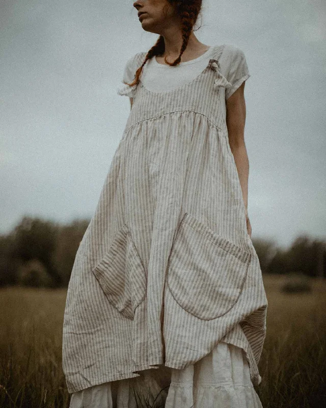 Arminda Pinafore in Linen Monochrome unclassified dresses