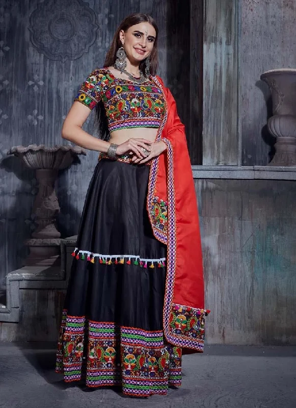 Exquisite Cotton Fabric Black Color Heavy Work Navratri Special Flared Lehenga Lounge unclassified dresses