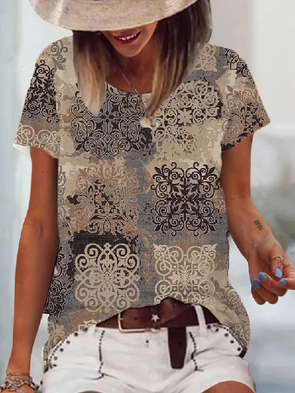 Casual Geometric Printed Round Neck Loosen Short Sleeve T-shirt  QH109 Bohemian Mini Skirt